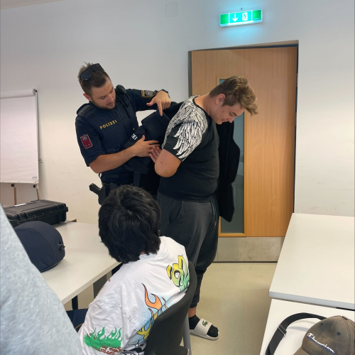 Polizei16